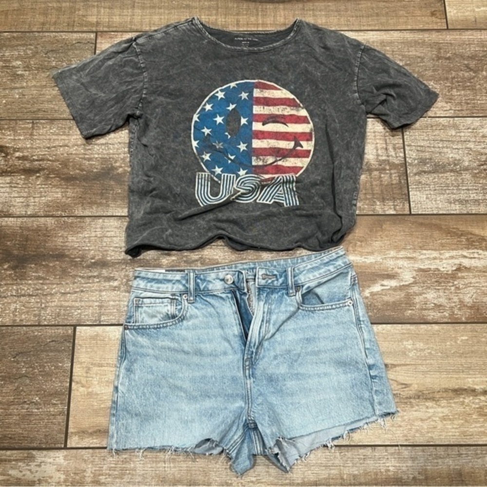 USA Smiley Face | Short Sleeve Tshirt